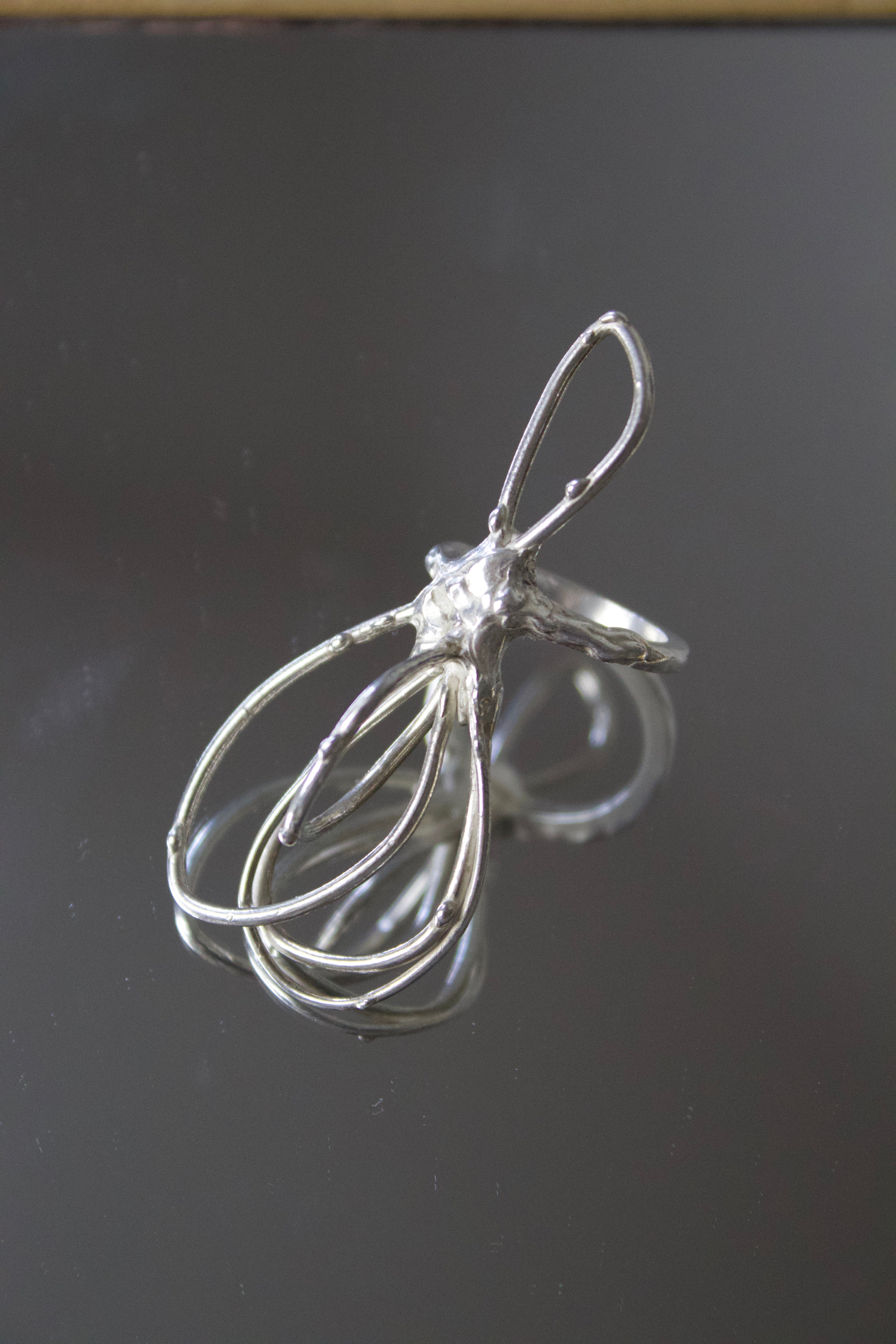Petals ring