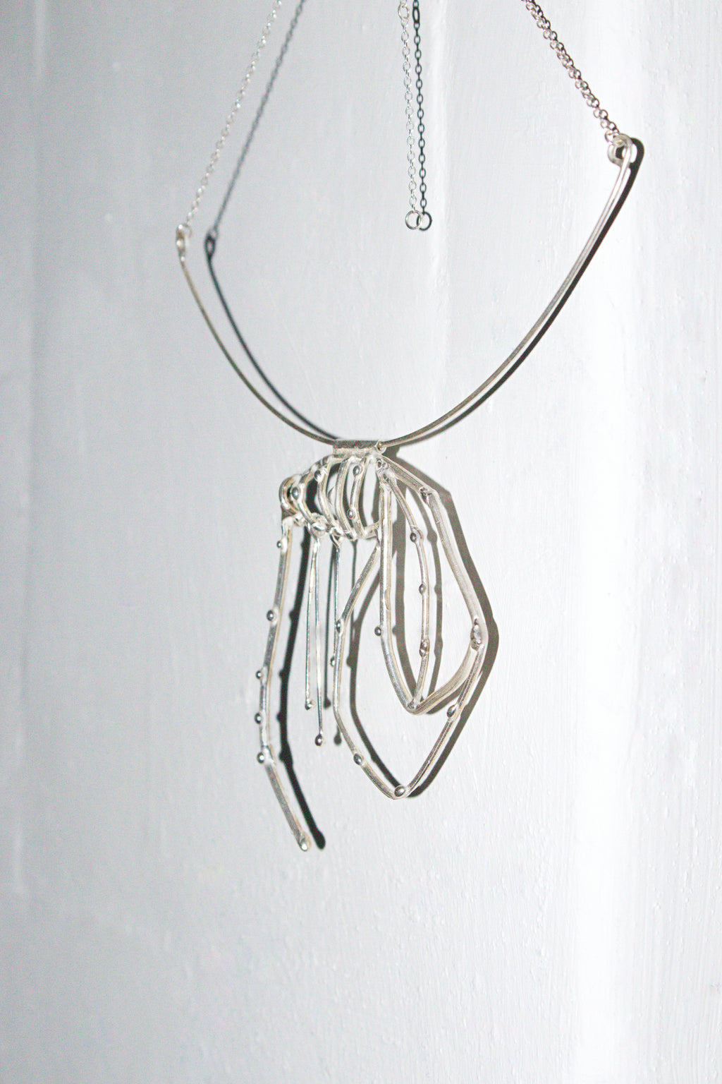 Pendulum necklace