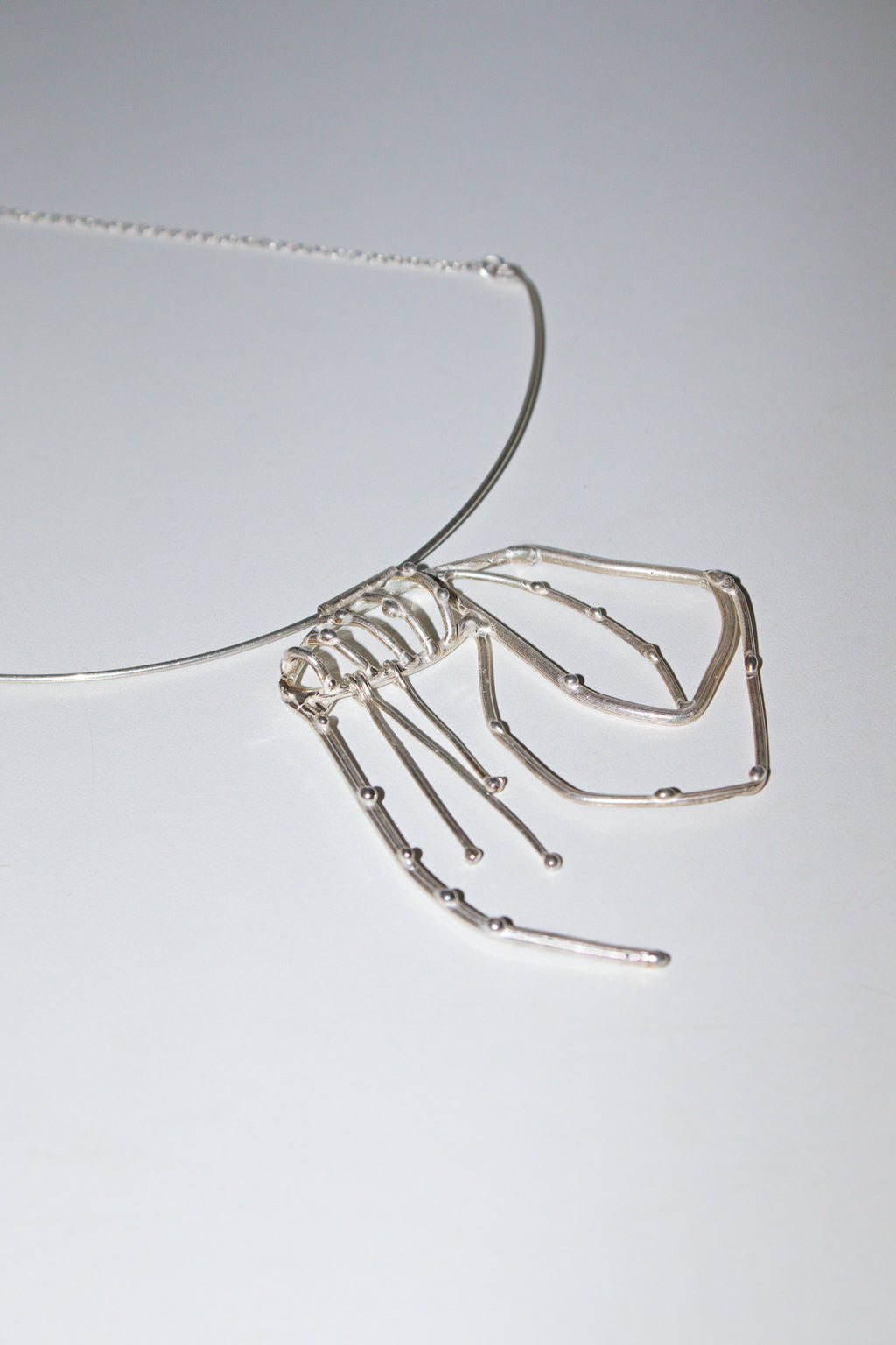 Pendulum necklace