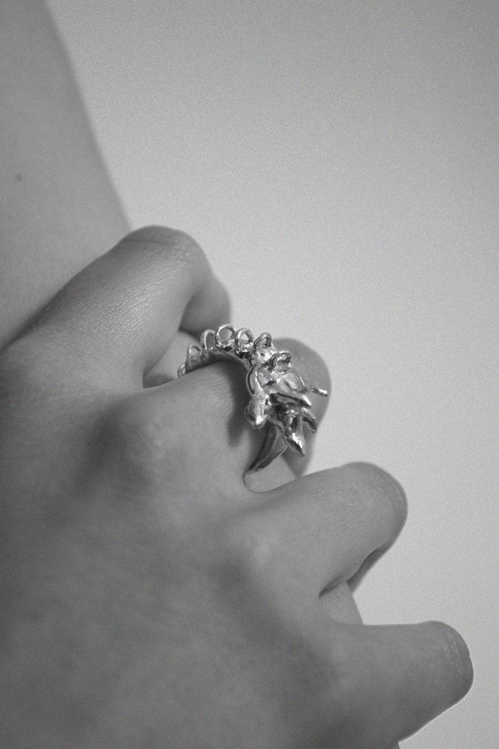 Dragon's tail ring